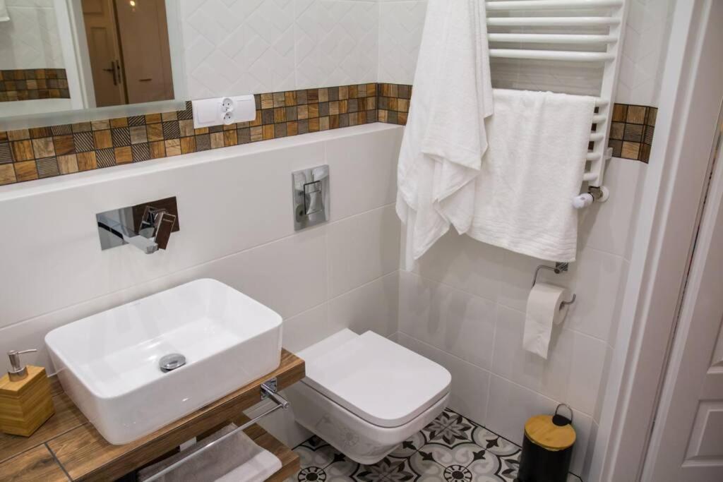 Gold Garden By Rentoom Apartamento Stary Toruń Exterior foto